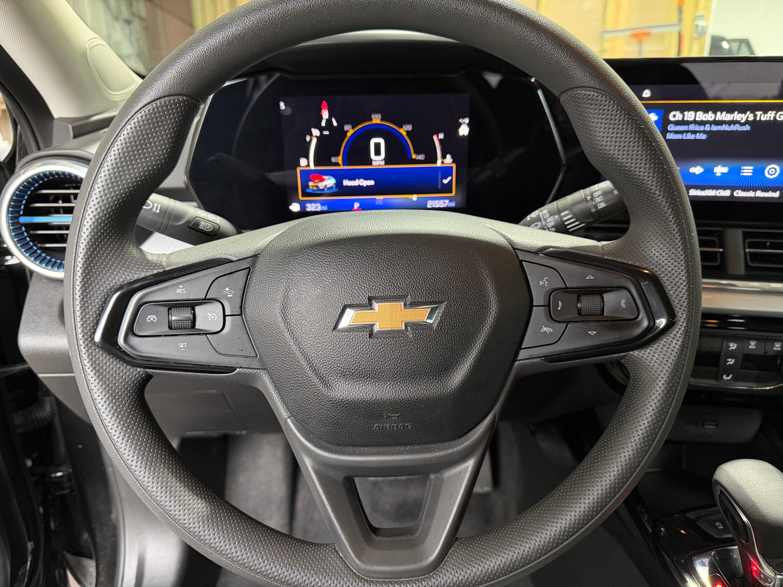 Thumbnail: 2025 Chevrolet Trax - 5