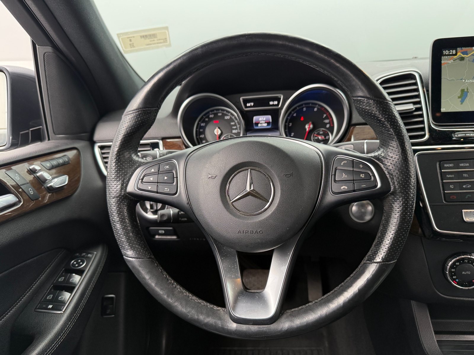 Thumbnail: 2016 Mercedes-Benz GLE - 4