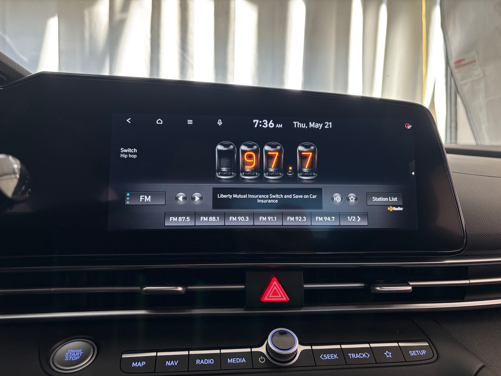 Thumbnail: 2023 Hyundai Elantra - 4