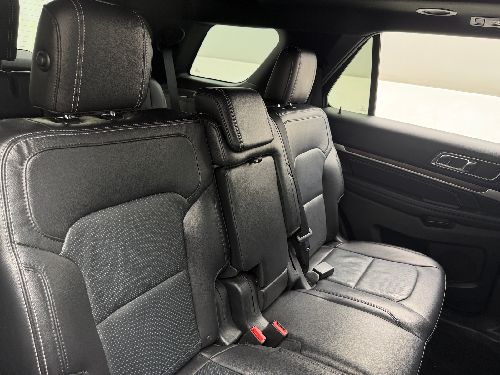 Thumbnail: 2017 Ford Explorer - 5