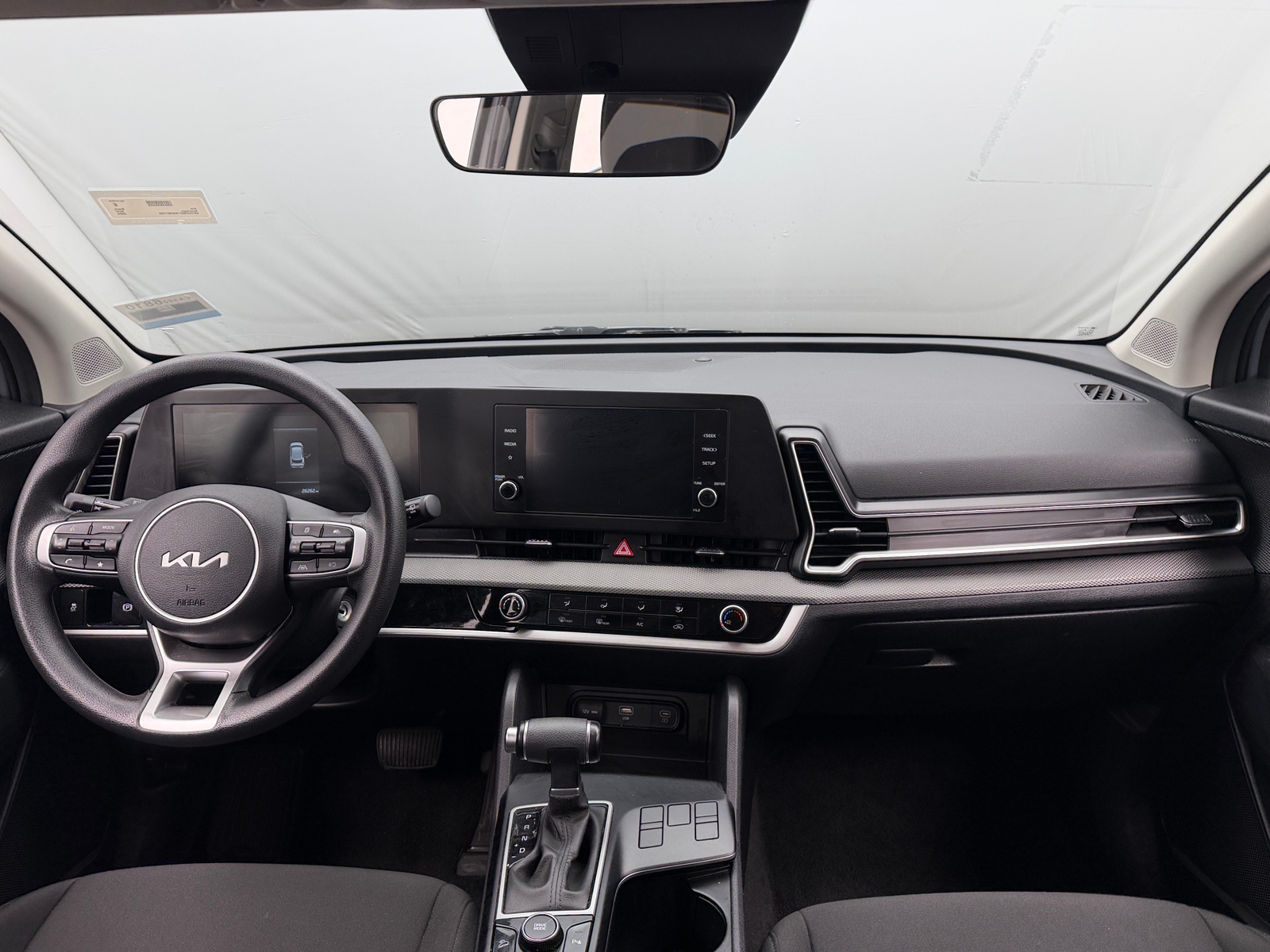 Thumbnail: 2025 Kia Sportage - 3