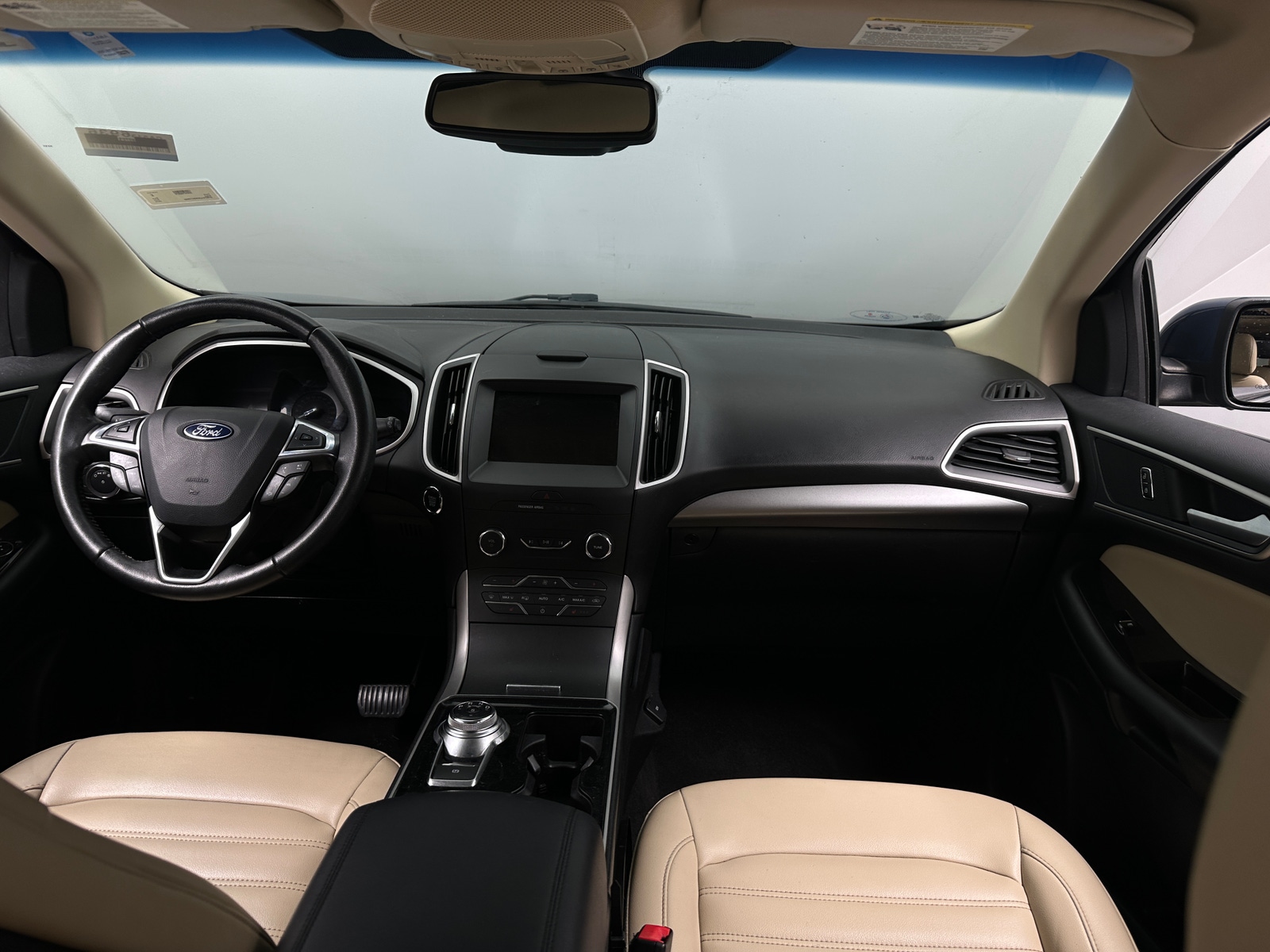 Thumbnail: 2019 Ford Edge - 3