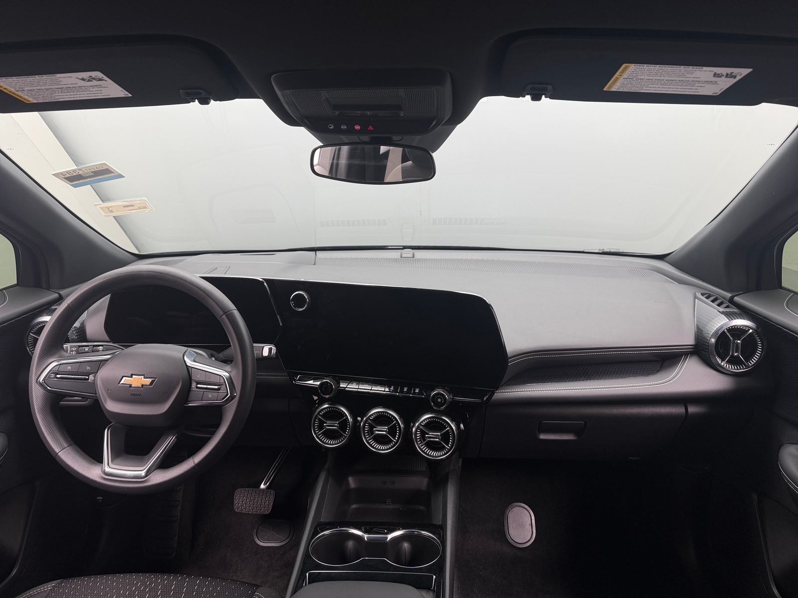 Thumbnail: 2025 Chevrolet Blazer EV - 3