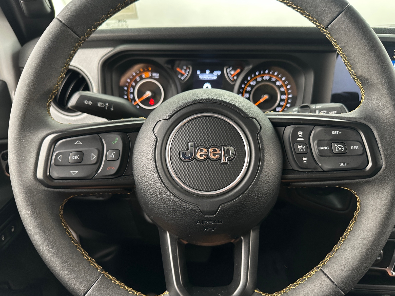 Thumbnail: 2024 Jeep Wrangler - 5