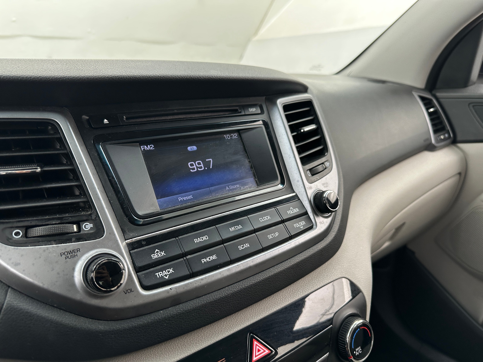 Thumbnail: 2018 Hyundai Tucson - 4