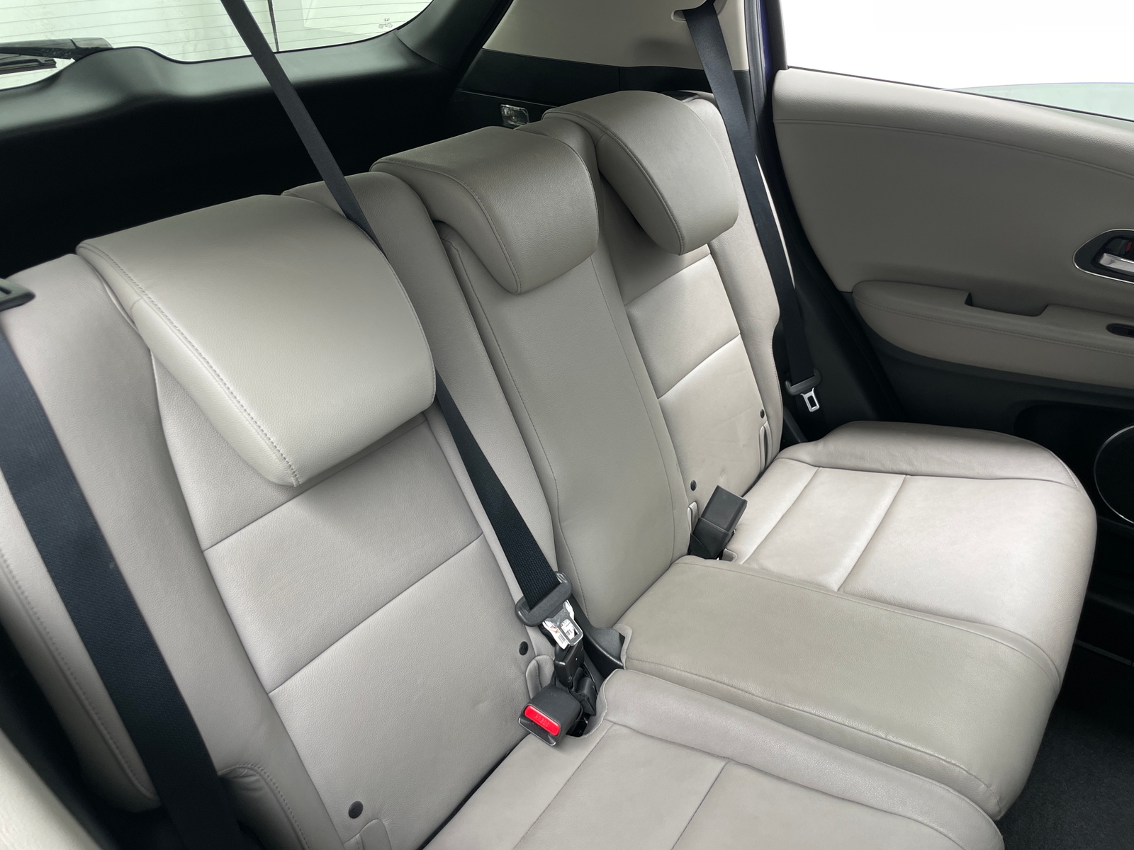Thumbnail: 2016 Honda HR-V - 5