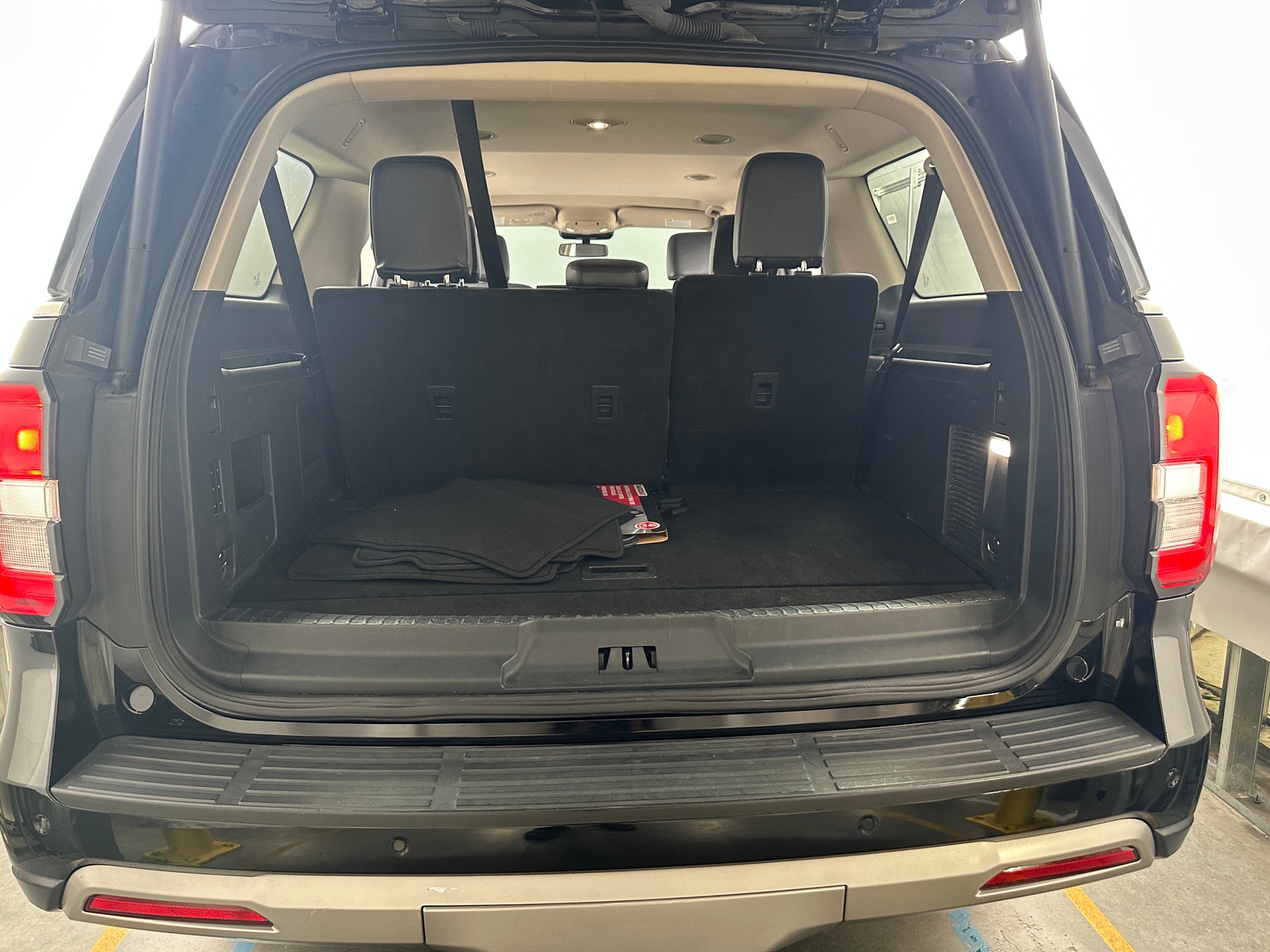 Thumbnail: 2024 Ford Expedition MAX - 6