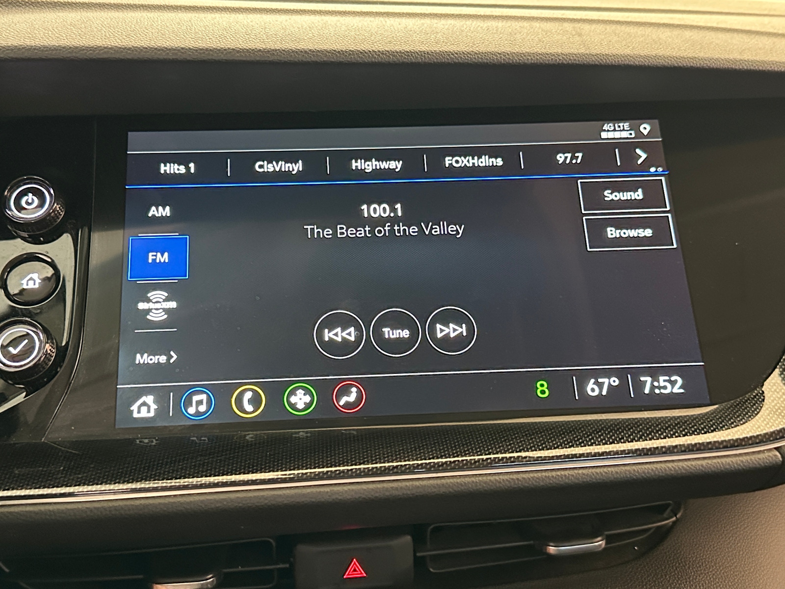 Thumbnail: 2023 Buick Envision - 3