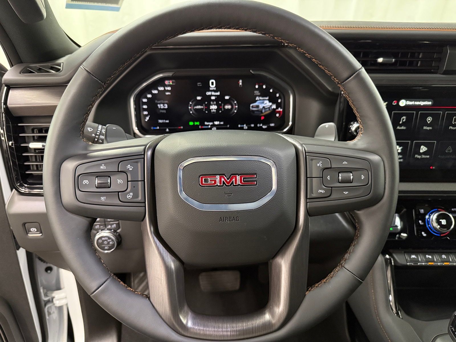 Thumbnail: 2026 GMC Sierra 1500 - 4