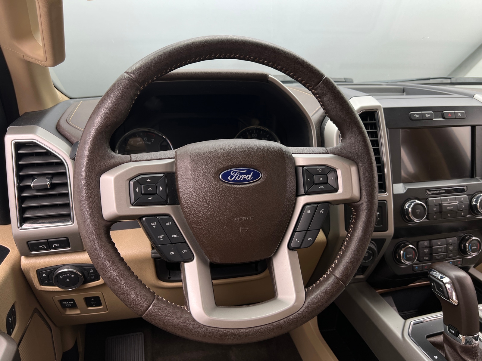Thumbnail: 2019 Ford Econoline - 4
