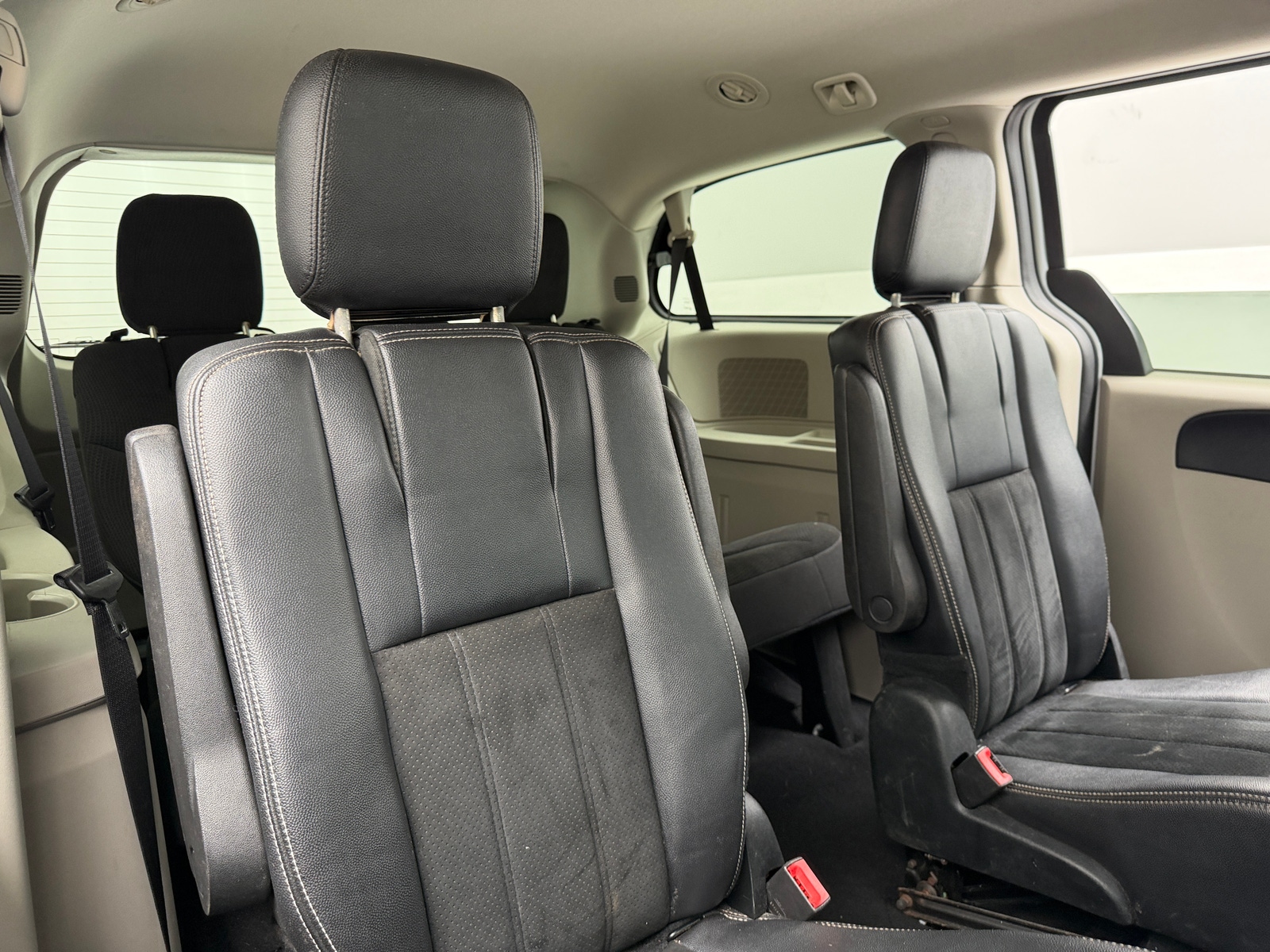 Thumbnail: 2018 Dodge Grand Caravan - 6