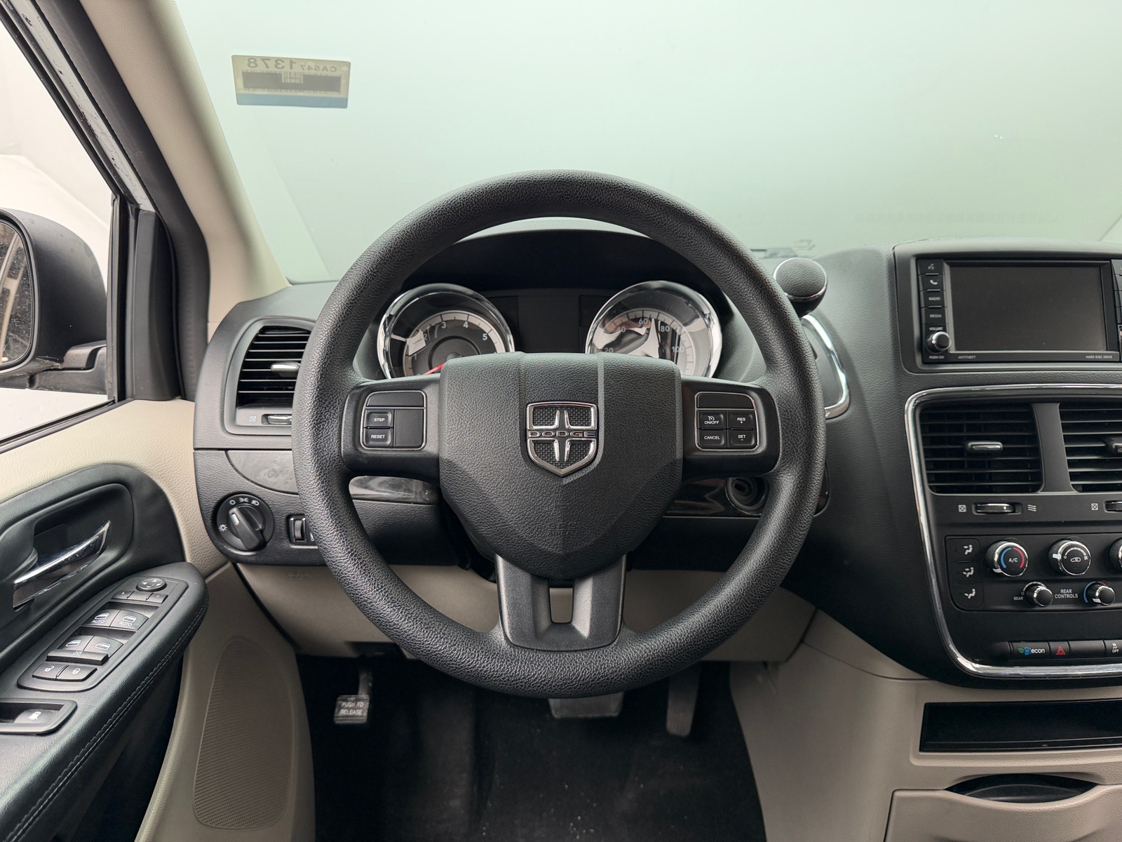 Thumbnail: 2018 Dodge Grand Caravan - 5