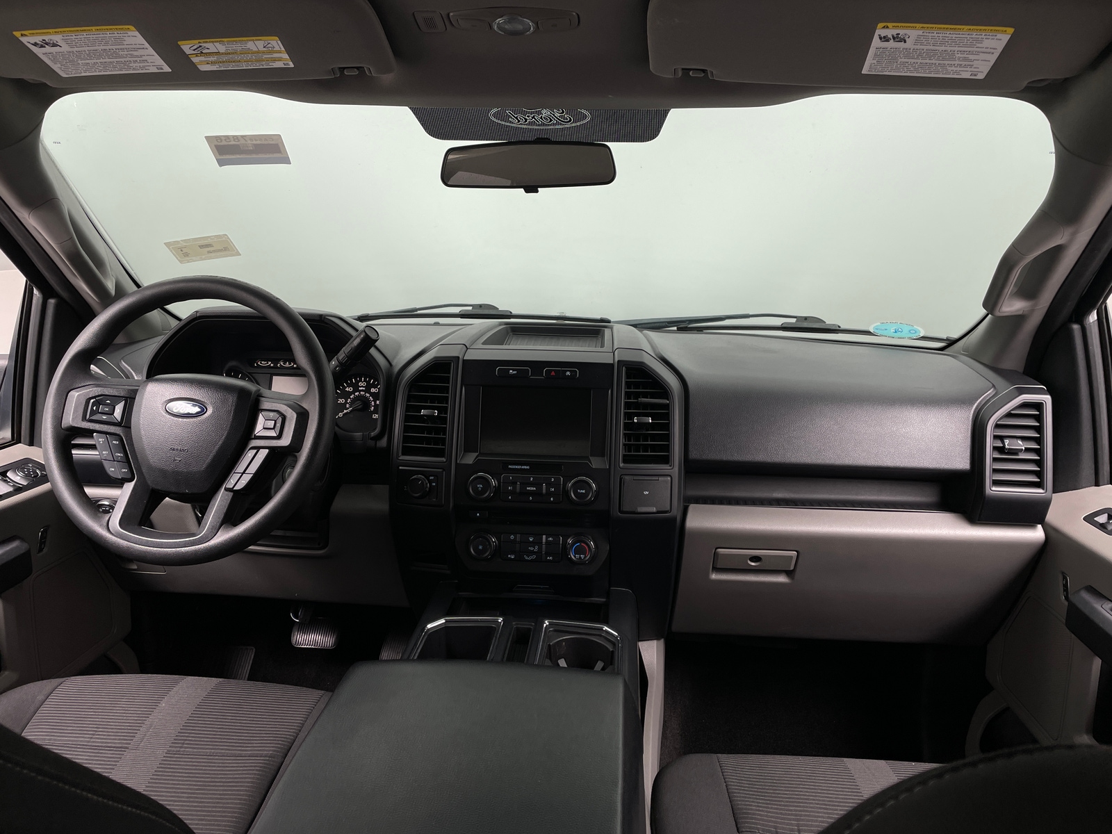 Thumbnail: 2018 Ford Econoline - 3
