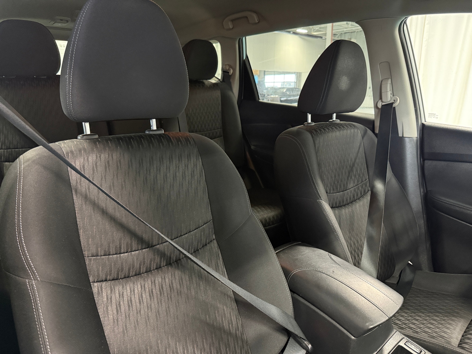 Thumbnail: 2017 Nissan Rogue - 2