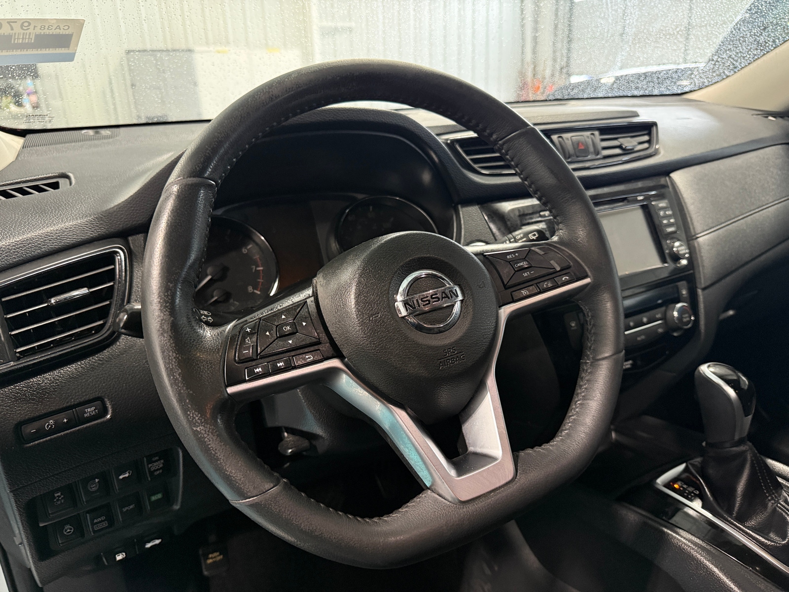 Thumbnail: 2017 Nissan Rogue - 5