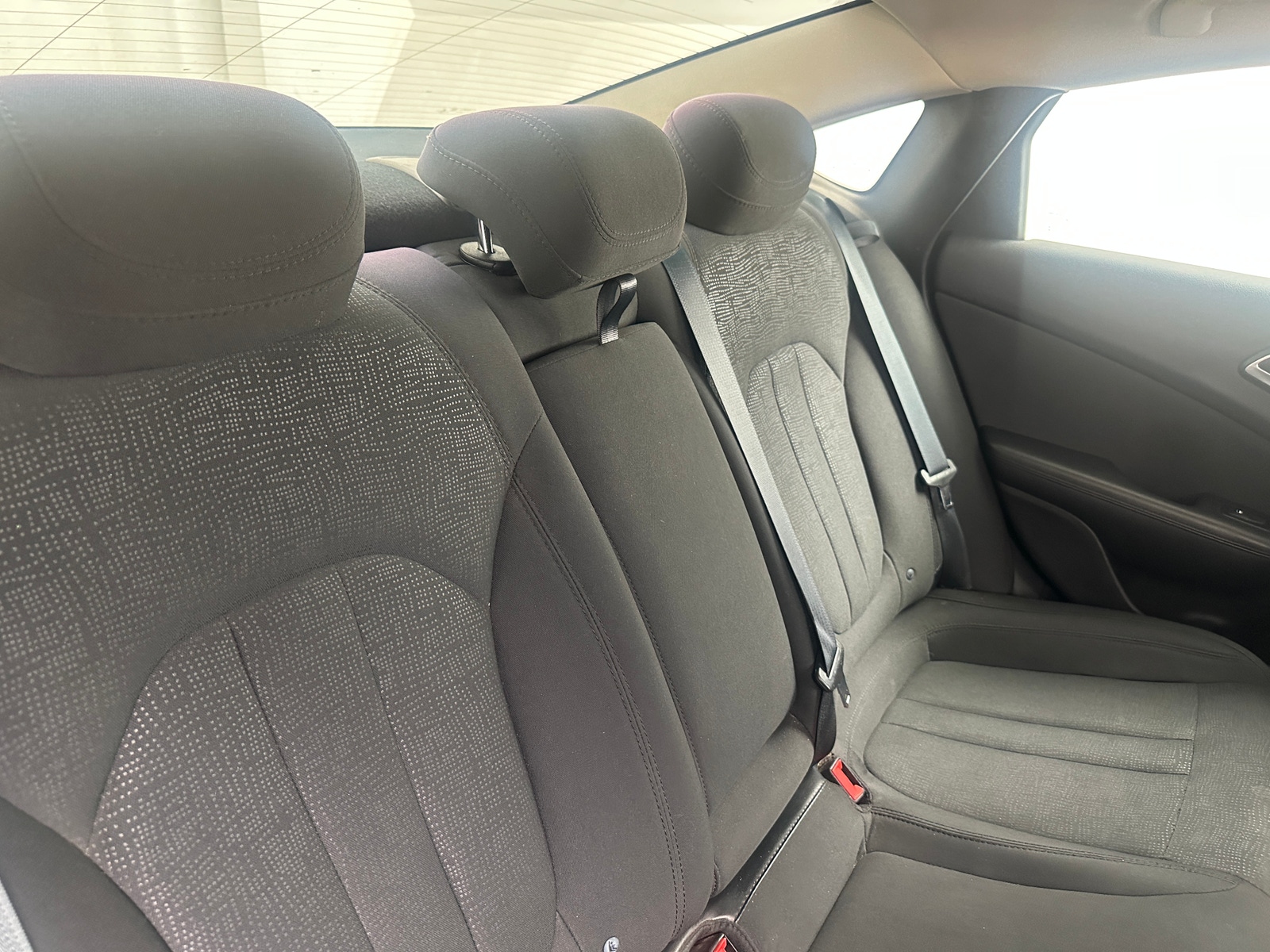 Thumbnail: 2016 Chrysler 200 - 6