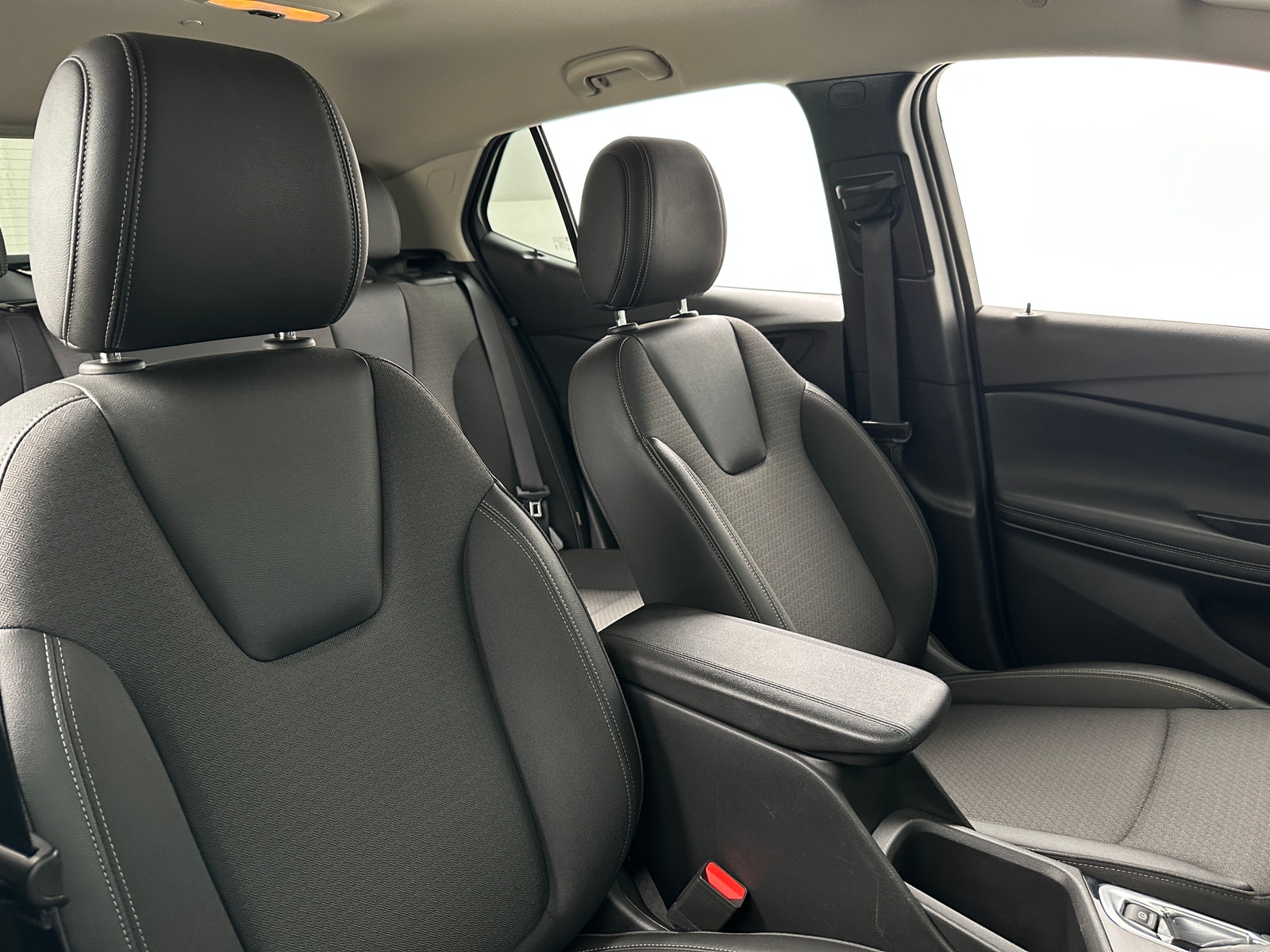 Thumbnail: 2025 Buick Encore GX - 2