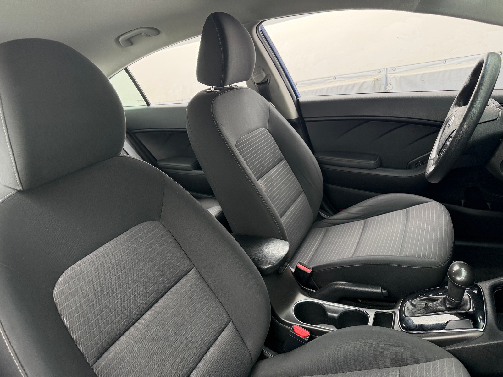 Thumbnail: 2018 Kia Forte - 2