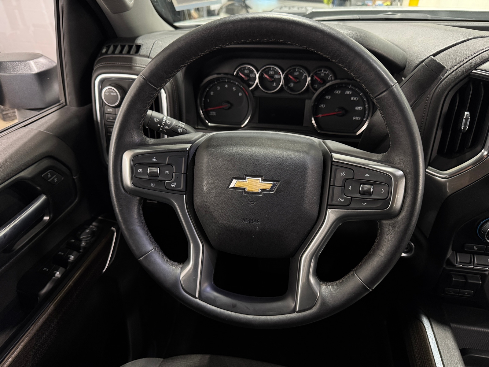Thumbnail: 2022 Chevrolet Silverado 2500 - 5
