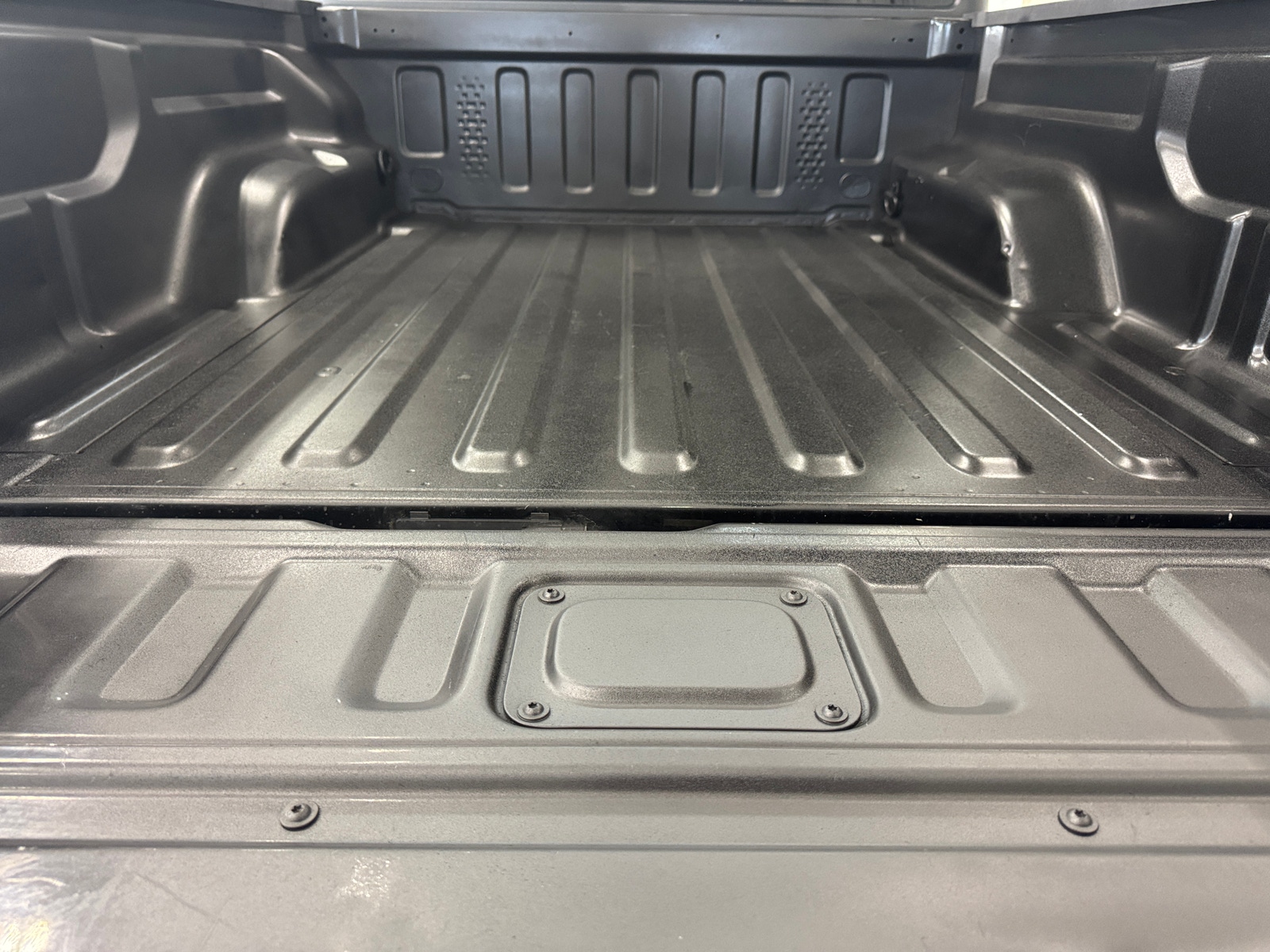 Thumbnail: 2021 Jeep Gladiator - 7