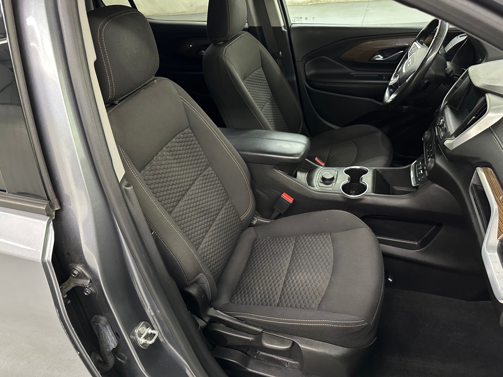 Thumbnail: 2018 GMC Terrain - 2