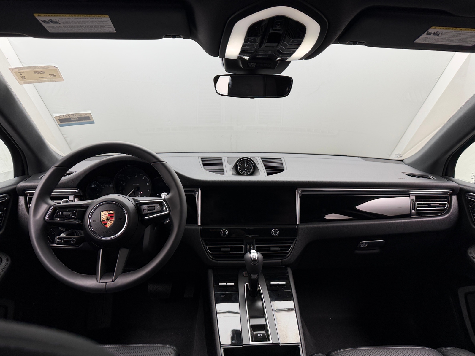 Thumbnail: 2025 Porsche Macan - 2