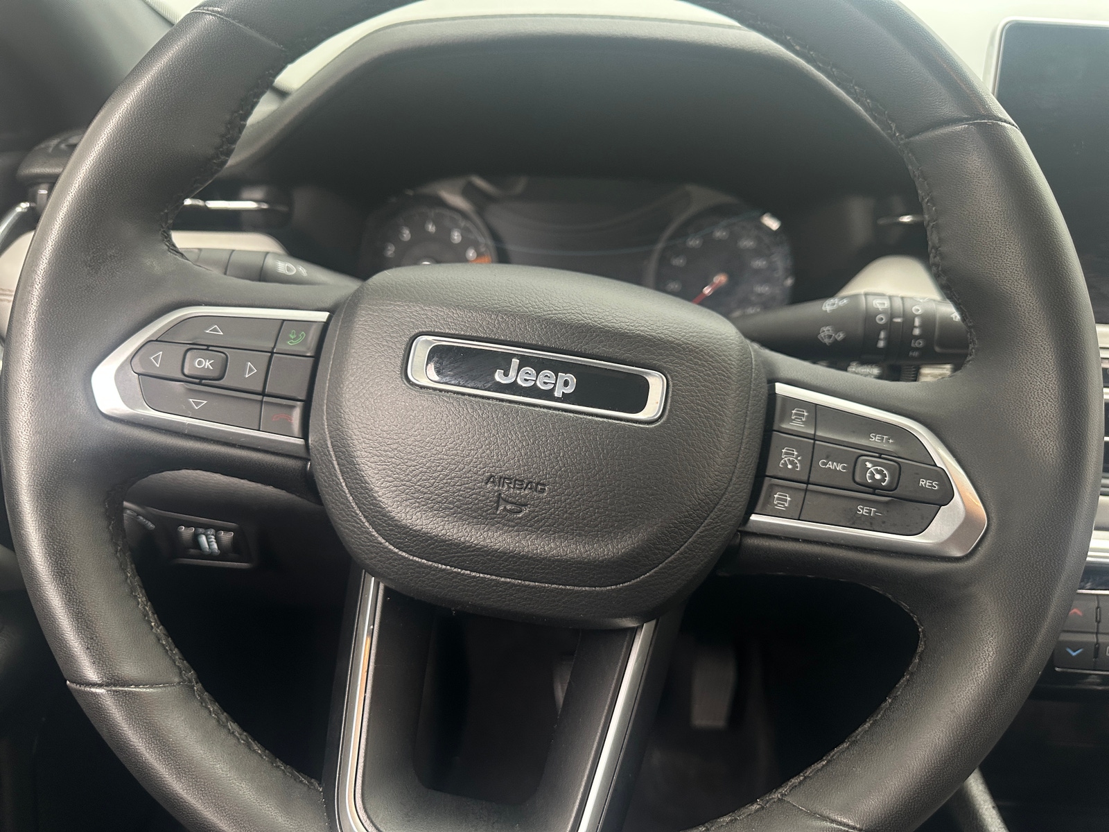 Thumbnail: 2023 Jeep Compass - 4