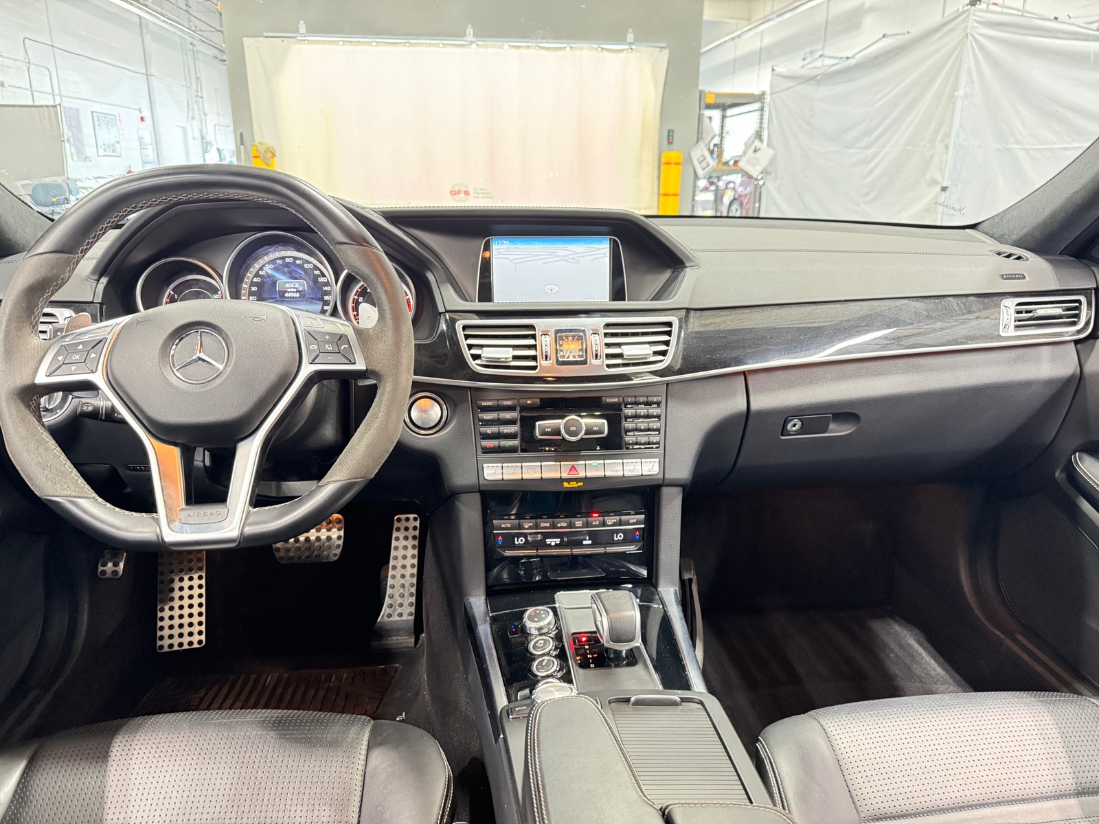 Thumbnail: 2014 Mercedes-Benz E-Class - 2