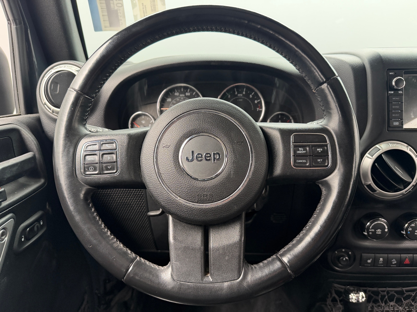 Thumbnail: 2017 Jeep Wrangler - 5