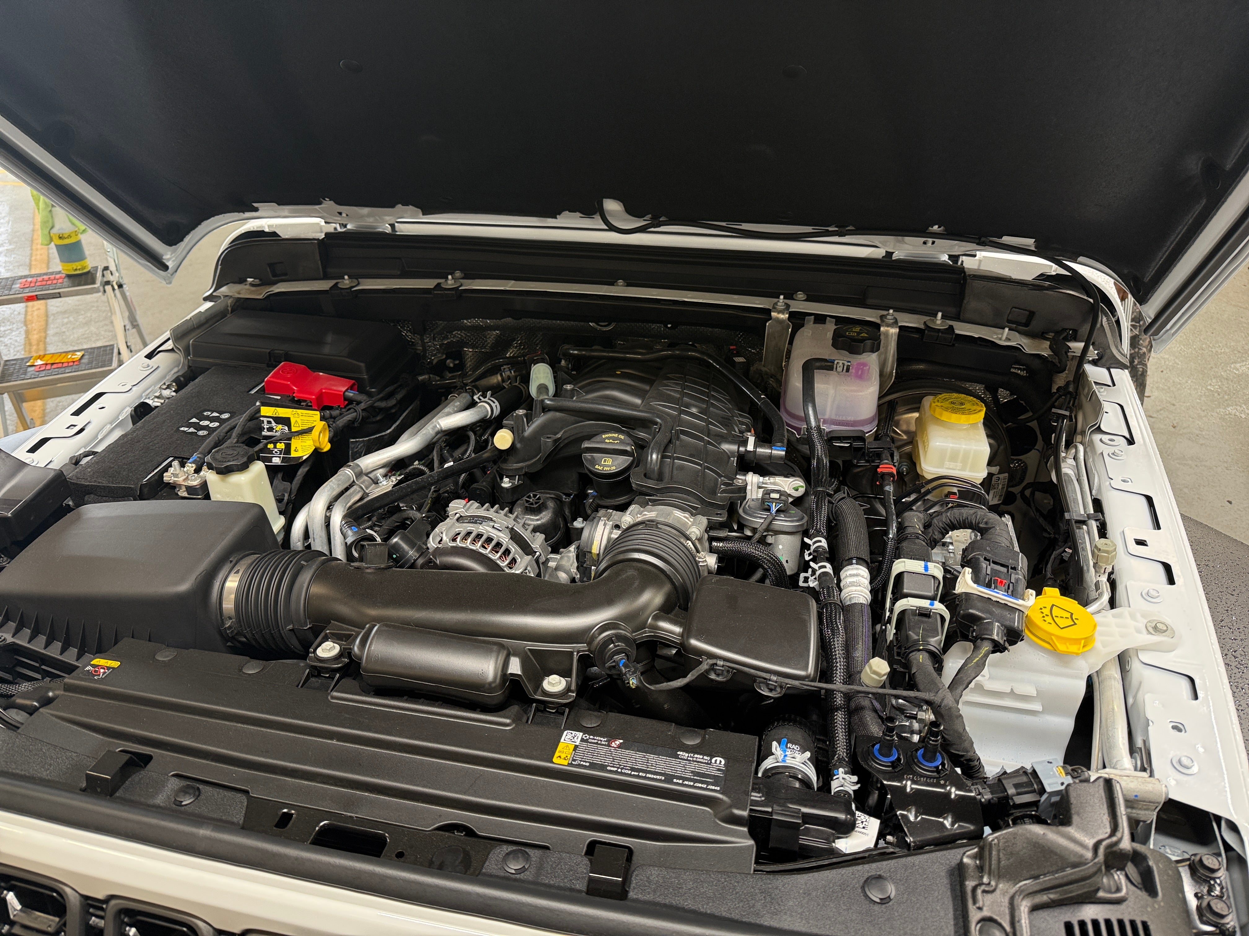 2026 Jeep Wrangler Sport's photo