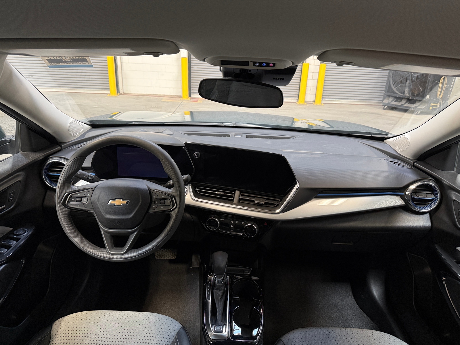 Thumbnail: 2025 Chevrolet Trax - 3