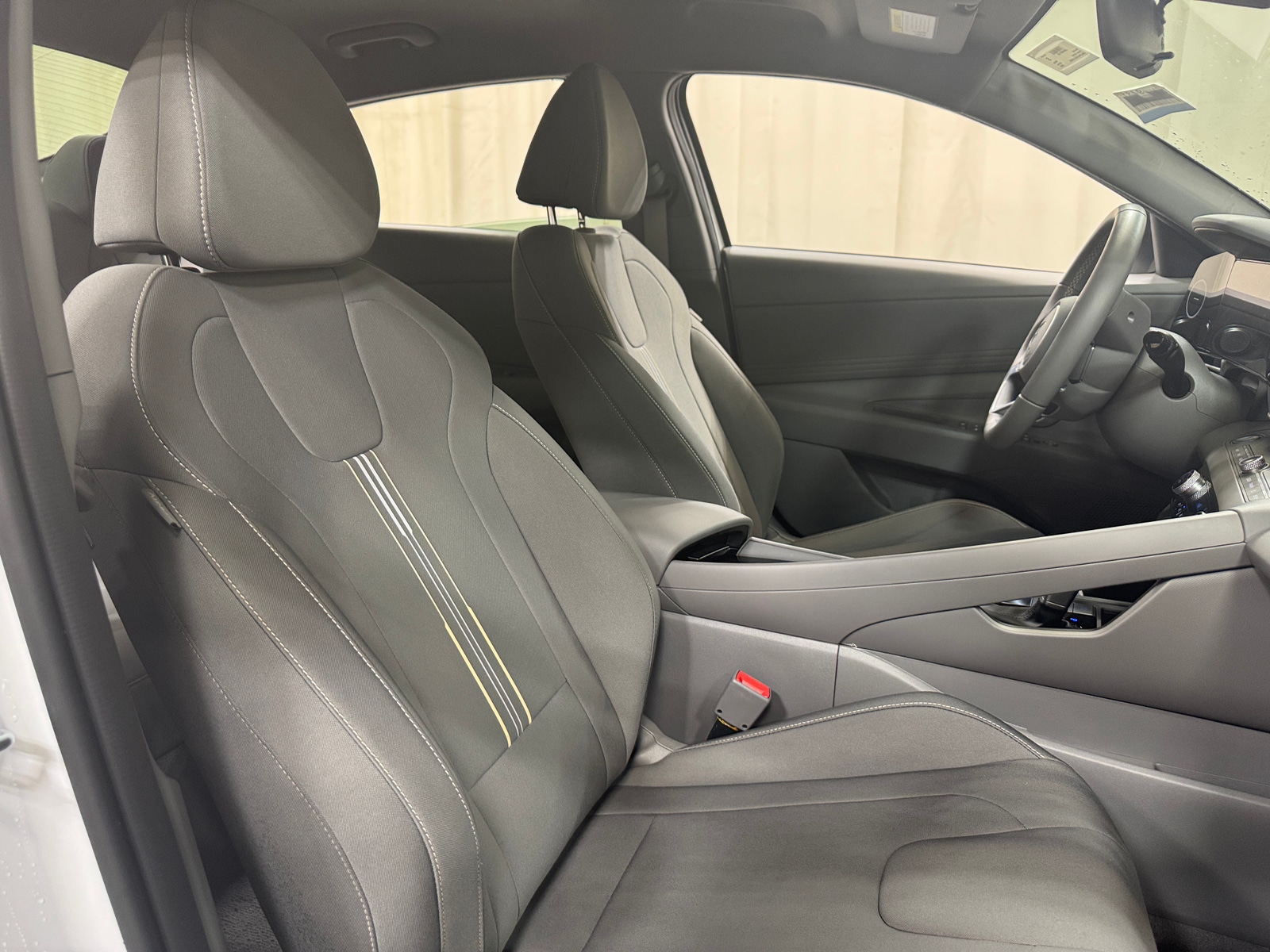 Thumbnail: 2025 Hyundai Elantra - 2