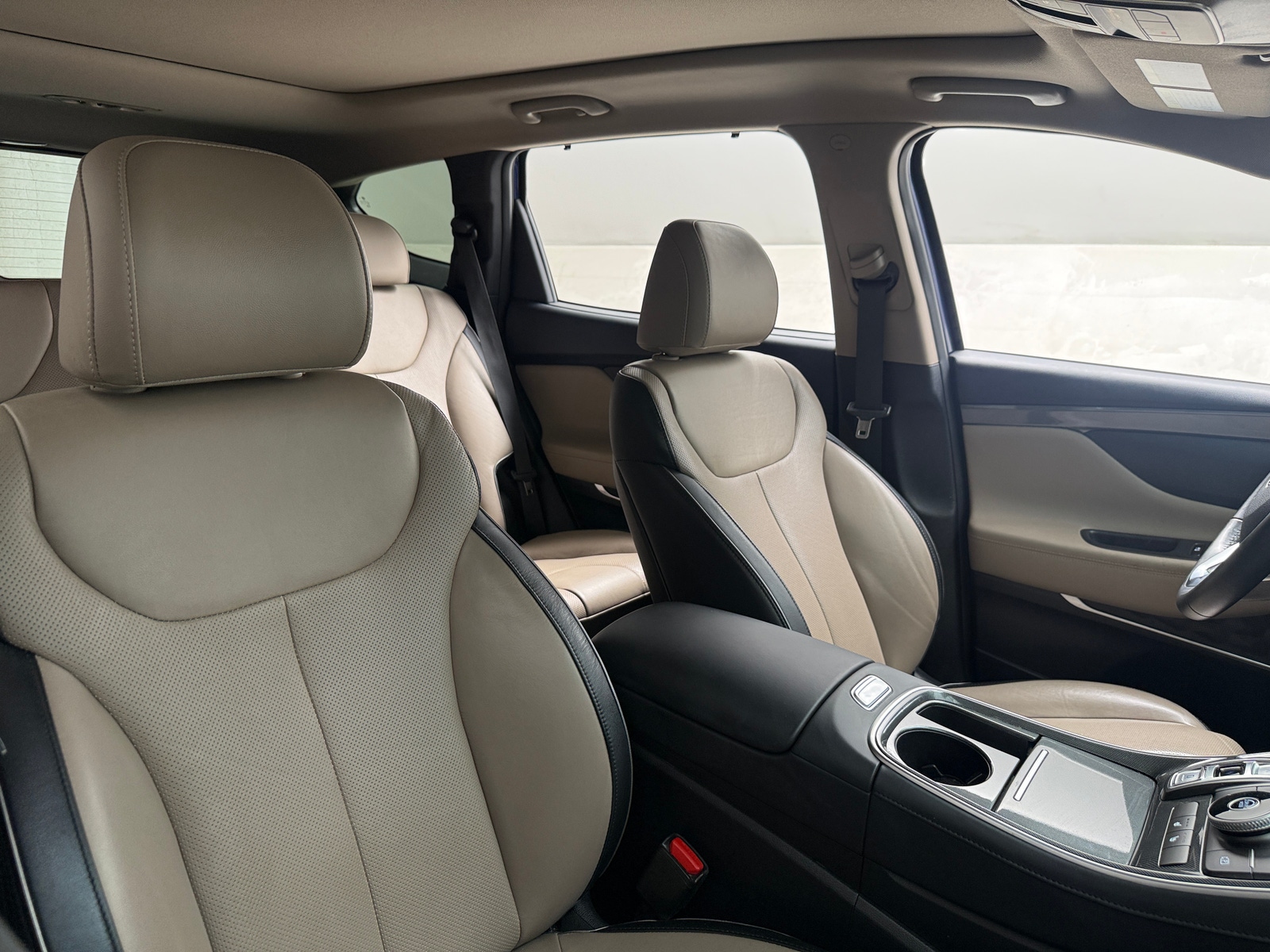 Thumbnail: 2021 Hyundai Santa Fe - 2
