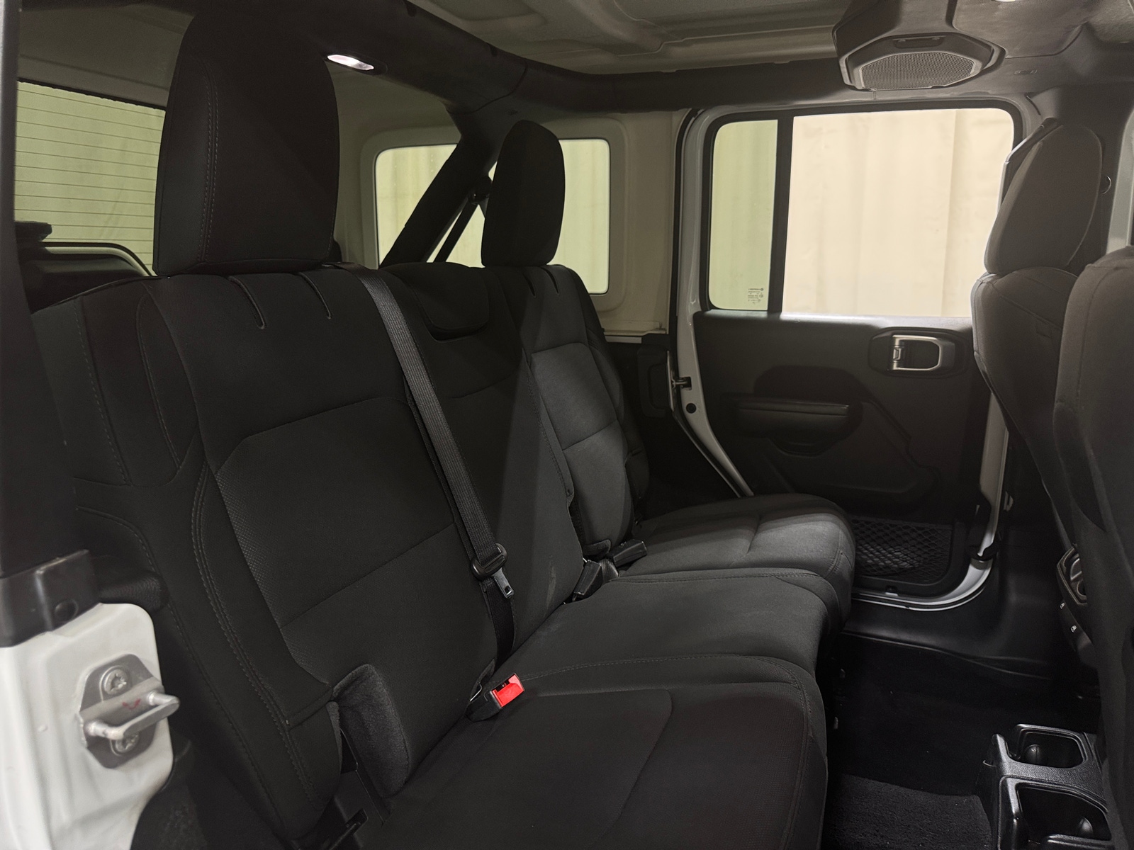 Thumbnail: 2020 Jeep Wrangler - 6