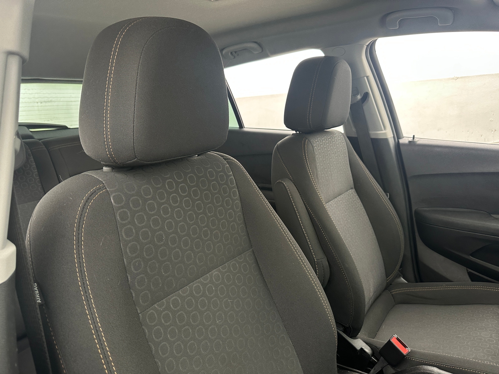 Thumbnail: 2019 Chevrolet Trax - 2