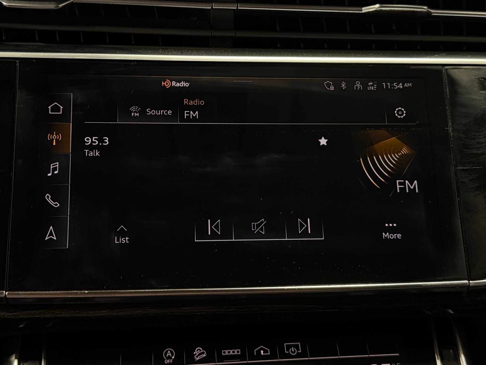 Thumbnail: 2024 Audi Q7 - 3