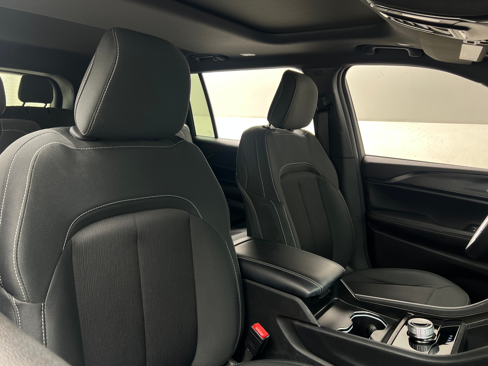 Thumbnail: 2024 Jeep Grand Cherokee L - 2