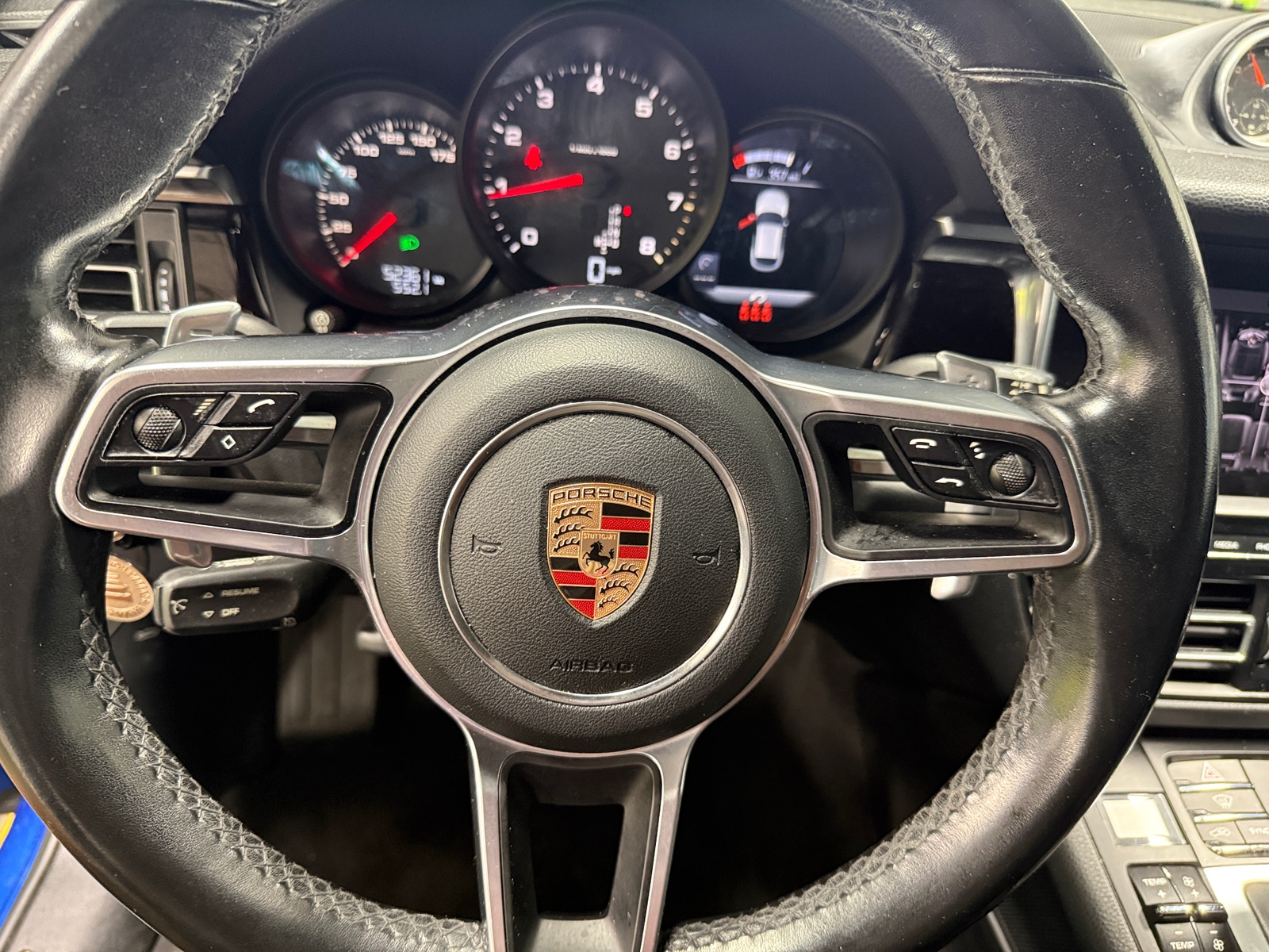 Thumbnail: 2020 Porsche Macan - 4