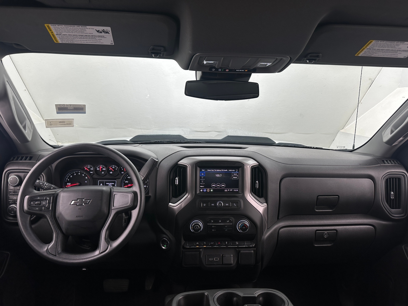 Thumbnail: 2025 Chevrolet Silverado 1500 - 3