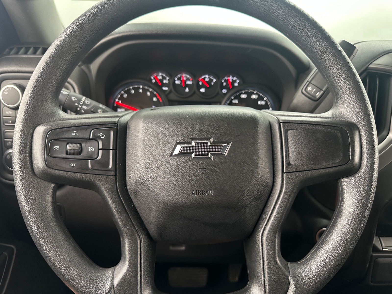 Thumbnail: 2025 Chevrolet Silverado 1500 - 5