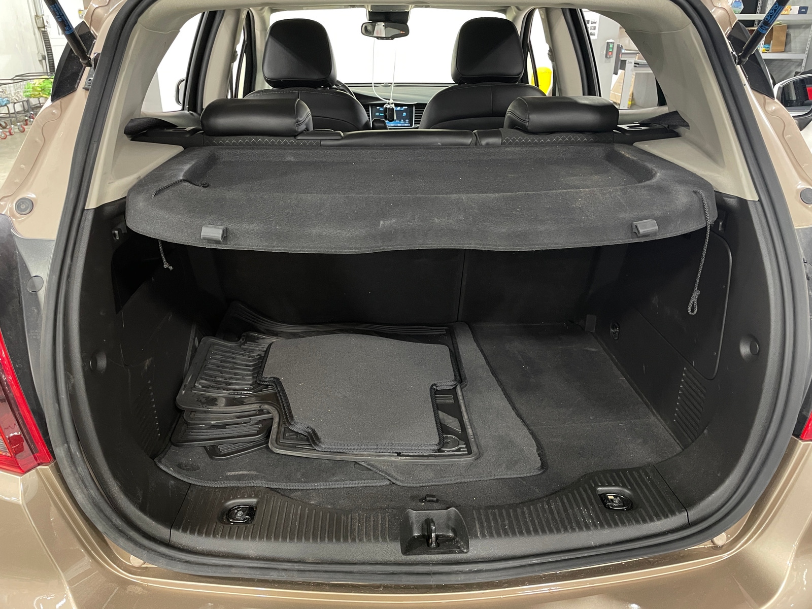 Thumbnail: 2018 Buick Encore - 6