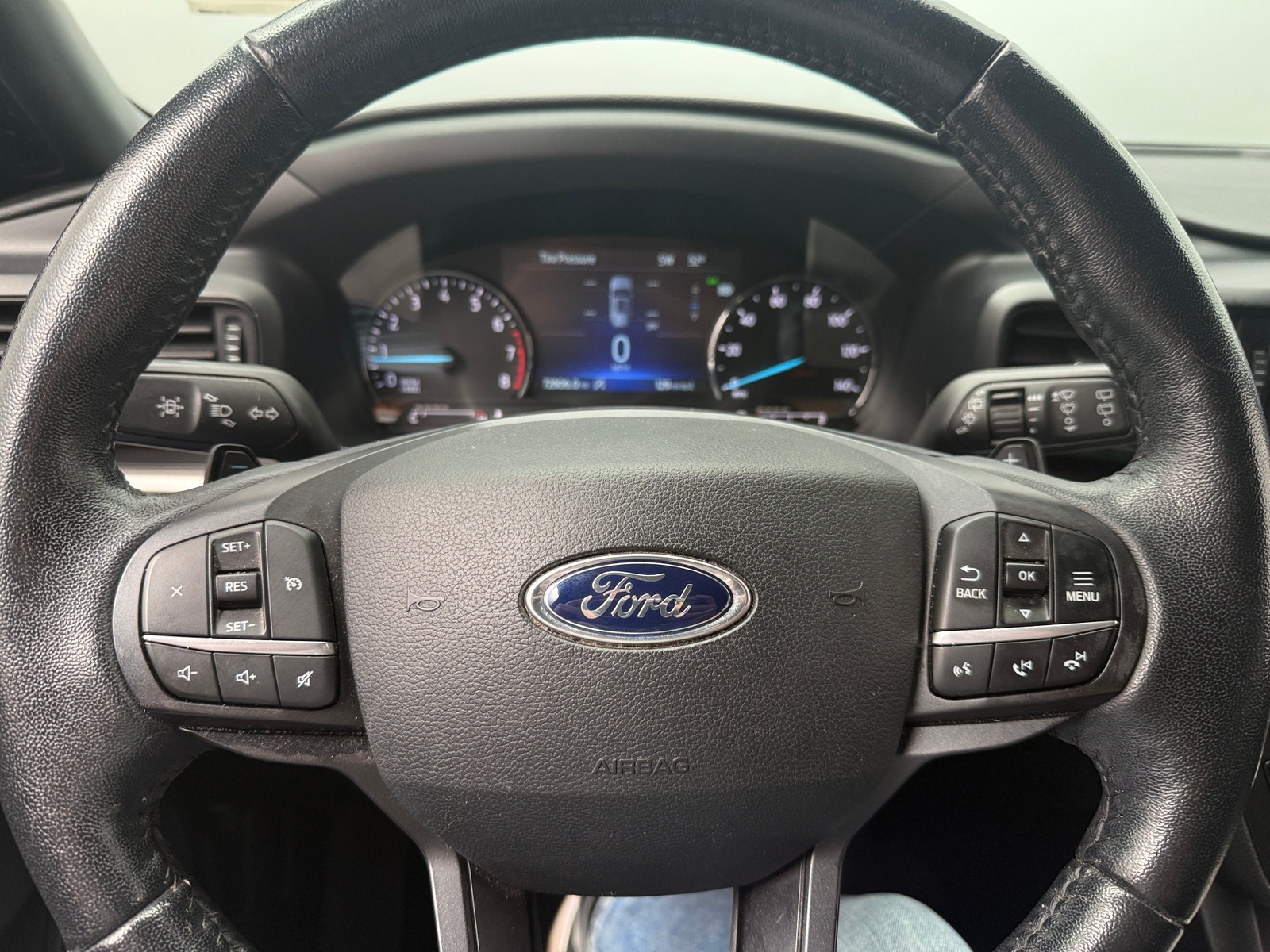 Thumbnail: 2020 Ford Explorer - 5
