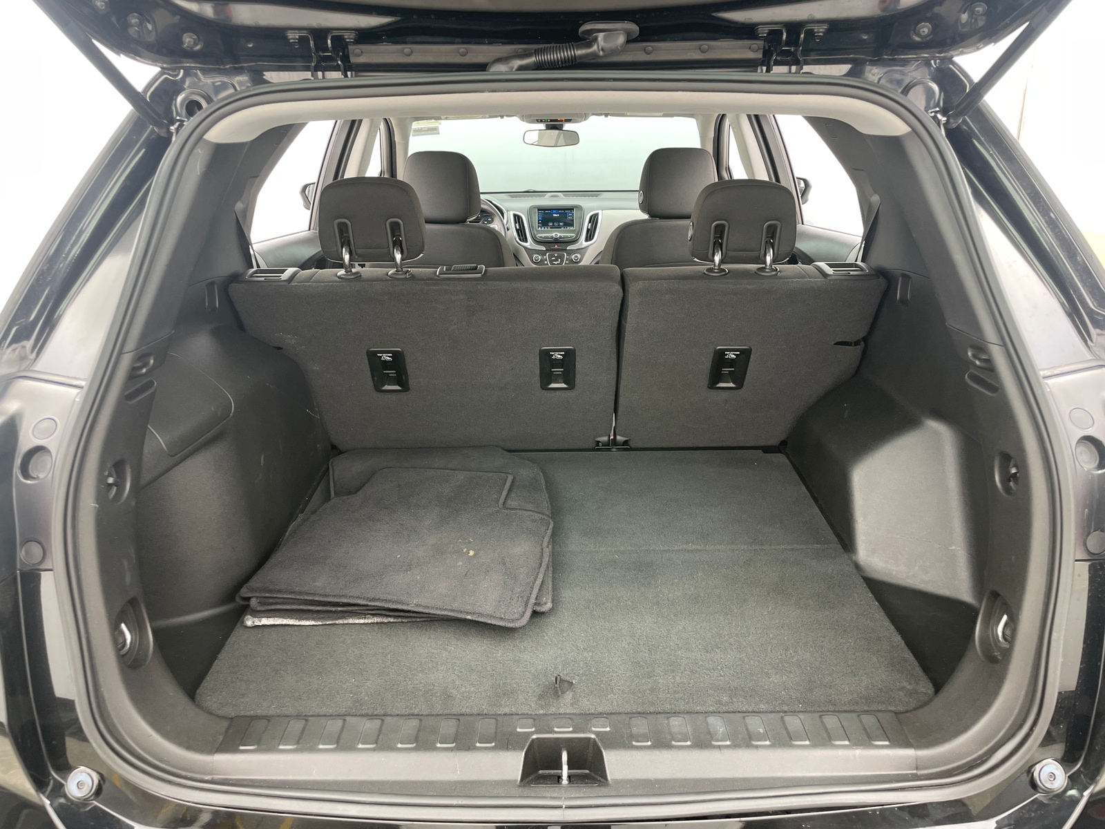 Thumbnail: 2019 Chevrolet Equinox - 7
