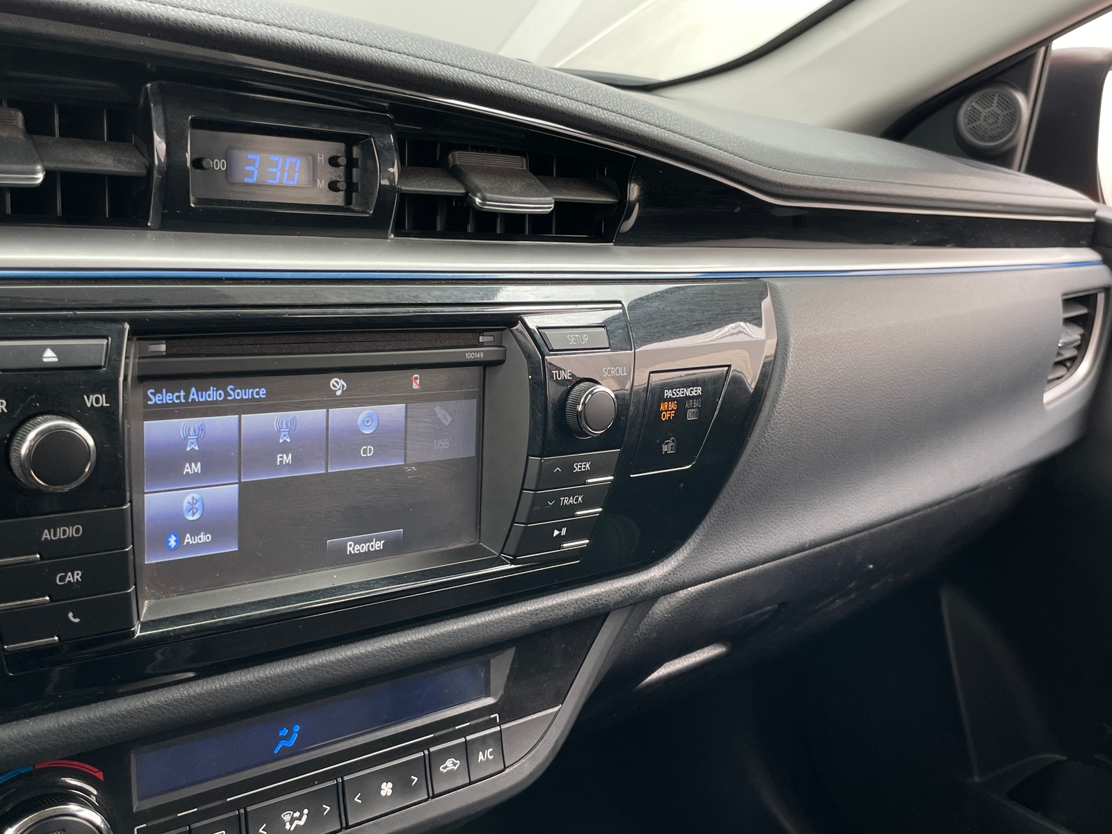 Thumbnail: 2014 Toyota Corolla - 4