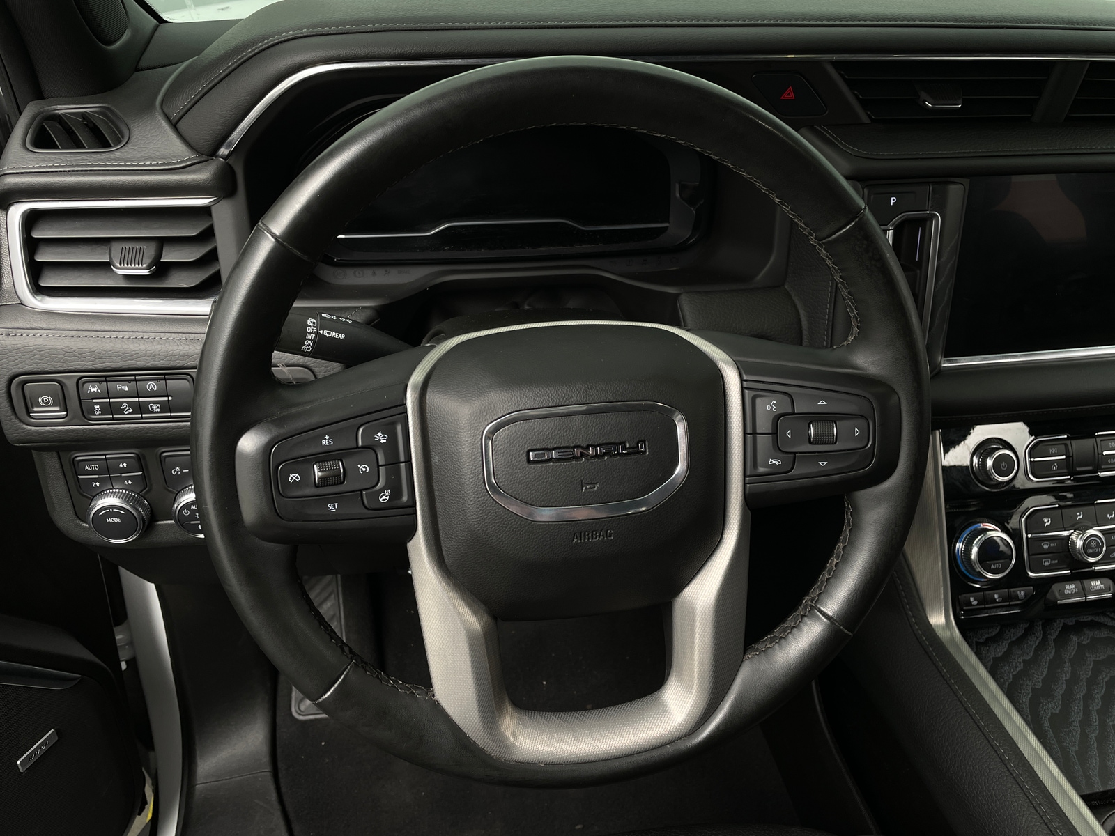 Thumbnail: 2023 GMC Yukon - 4