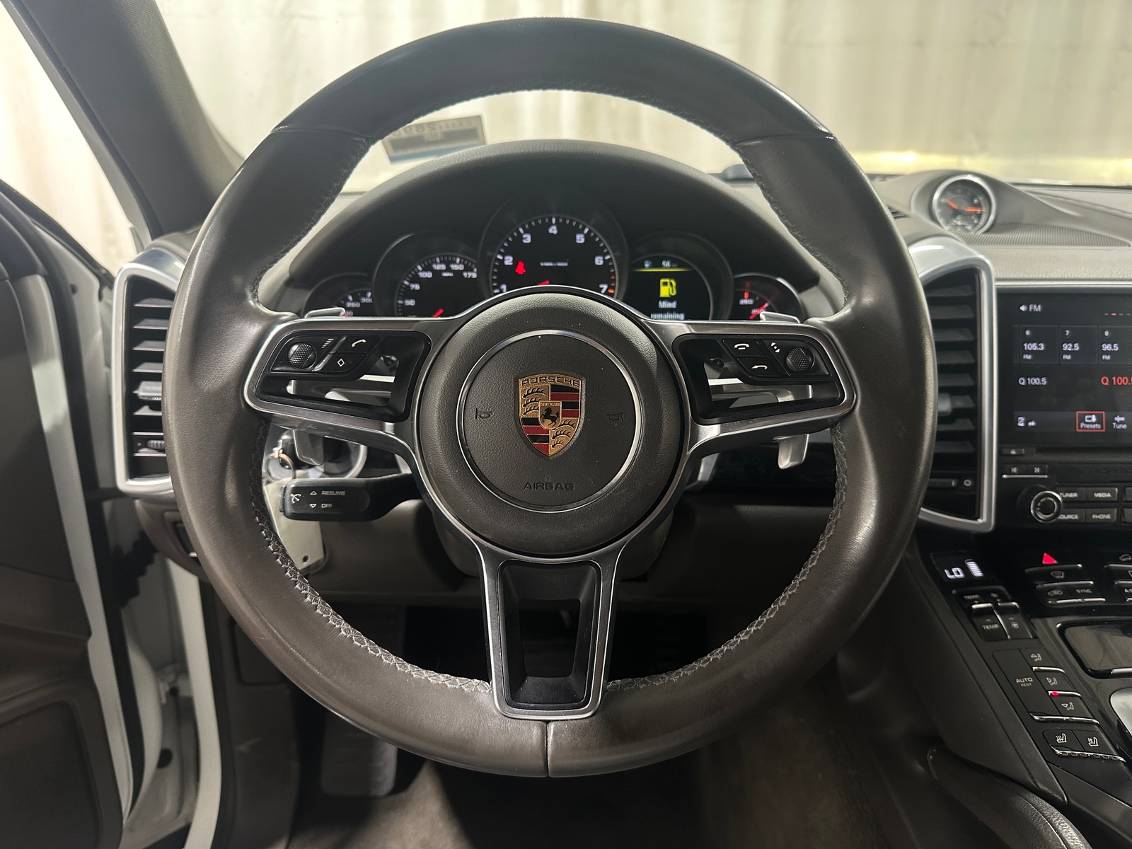 Thumbnail: 2017 Porsche Cayenne - 4
