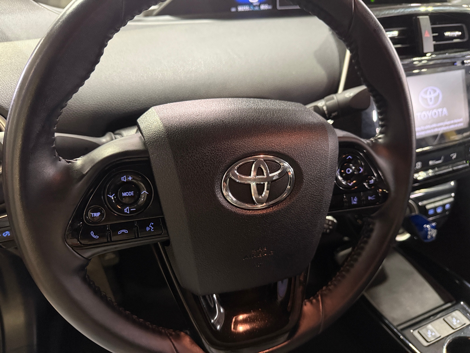 Thumbnail: 2022 Toyota Prius Prime - 5