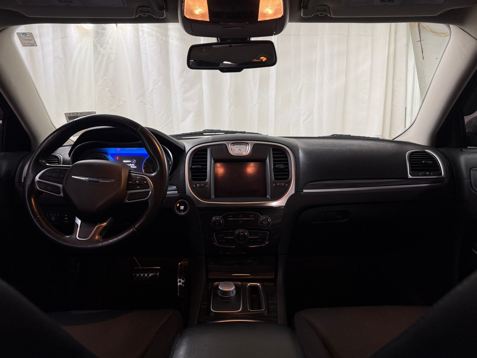 Thumbnail: 2019 Chrysler 300 - 3
