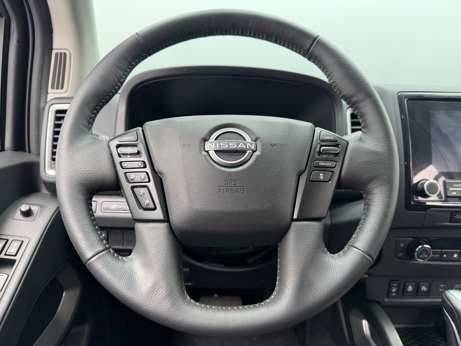 Thumbnail: 2024 Nissan Frontier - 5