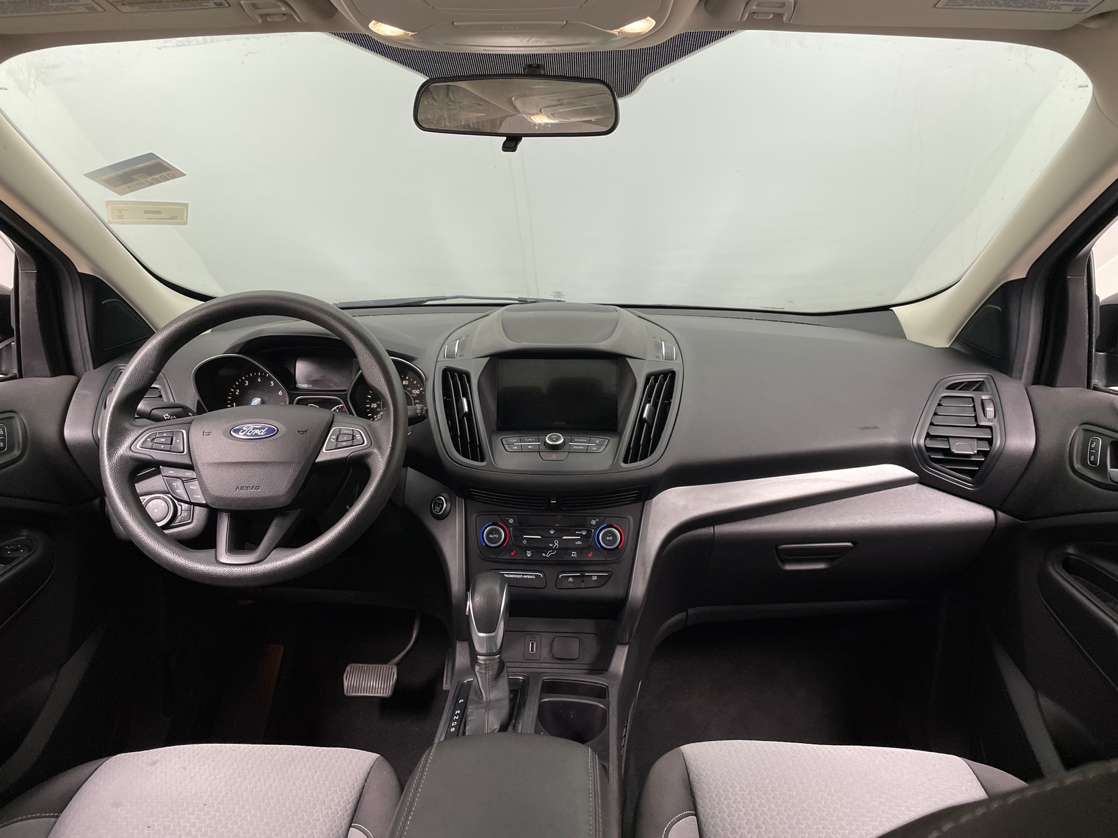 Thumbnail: 2019 Ford Escape - 3